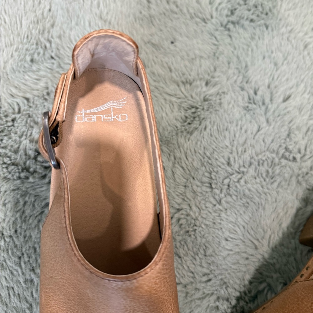 Dansko Platform Tan Milled Burnished Leather Clogs Size 38 - Picture 5 of 6